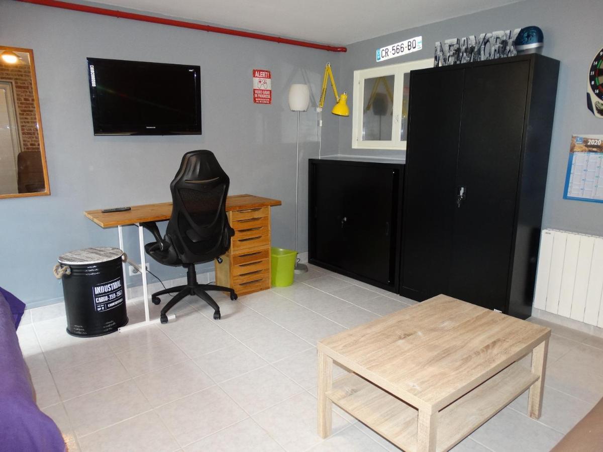 Appartement Au Calme Proche D'Un Petit Bois Dans Quimper Luaran gambar