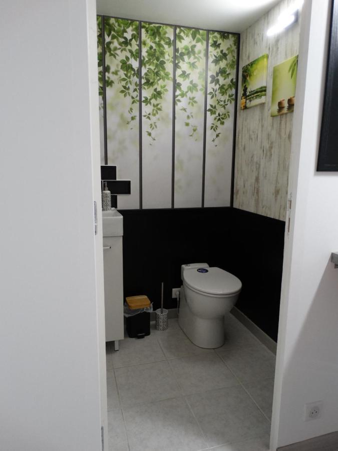 Appartement Au Calme Proche D'Un Petit Bois Dans Quimper Luaran gambar