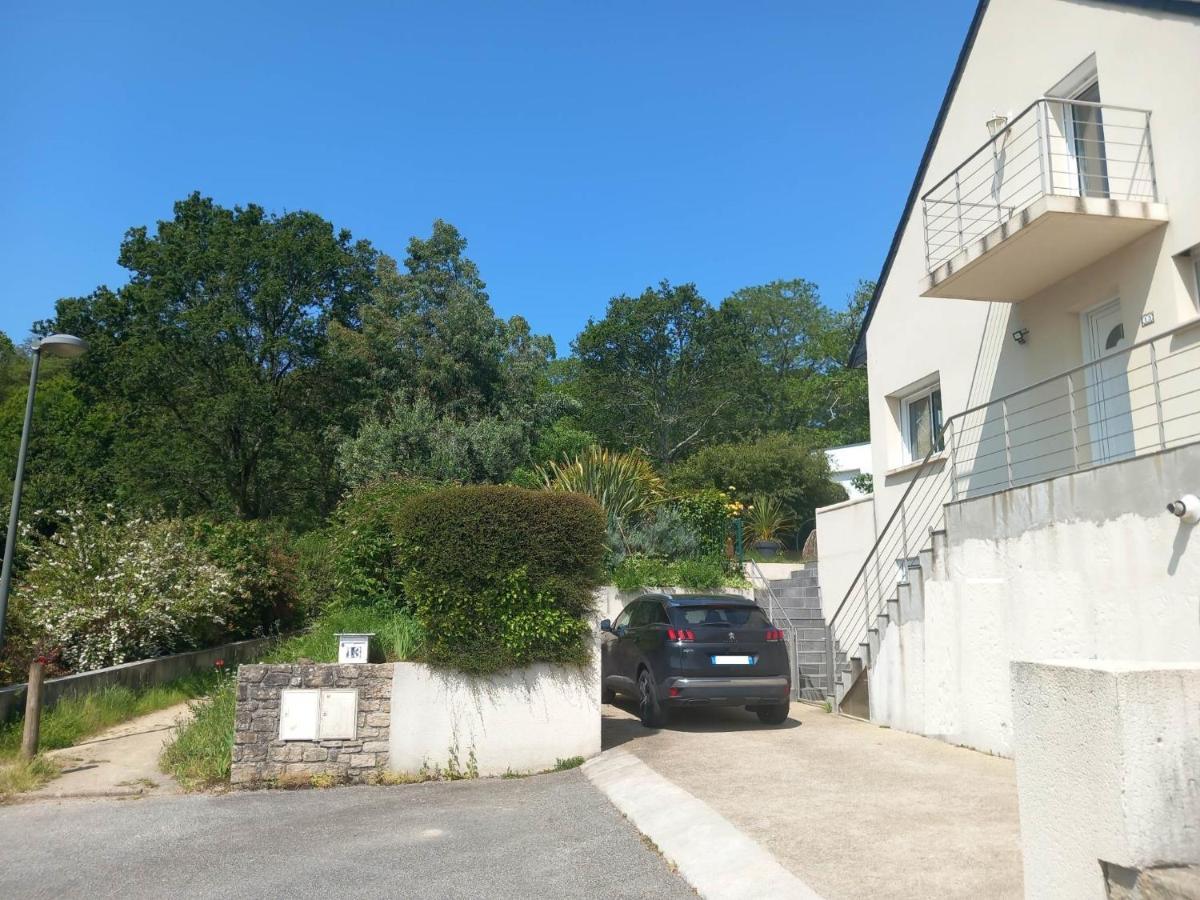 Appartement Au Calme Proche D'Un Petit Bois Dans Quimper Luaran gambar